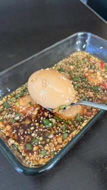 《一齊開餐》10/19 食譜 -   麻藥雞蛋